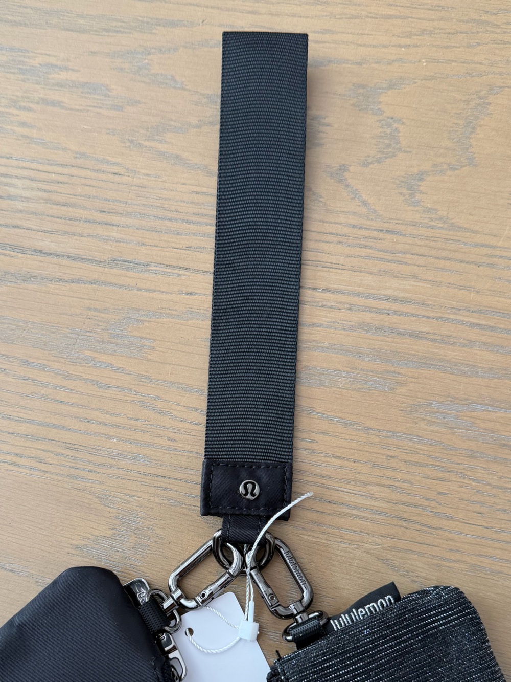 lululemon athletica Dual Pouch Wristlet in Black - Picture 4 of 4